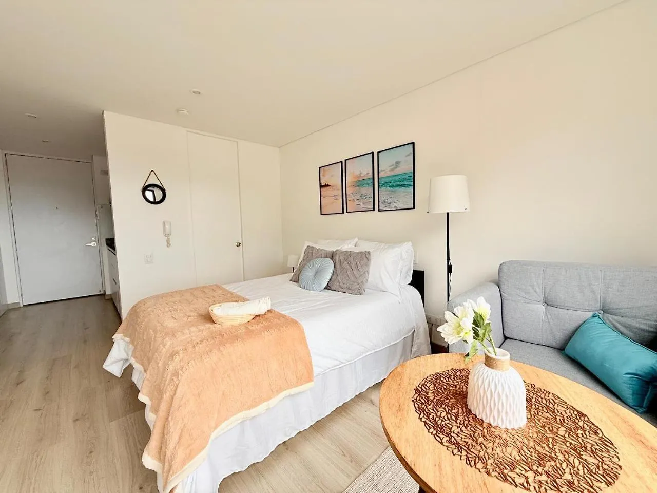 Apartamento En El Centro Internacional De Bogota 0*,  Colombia